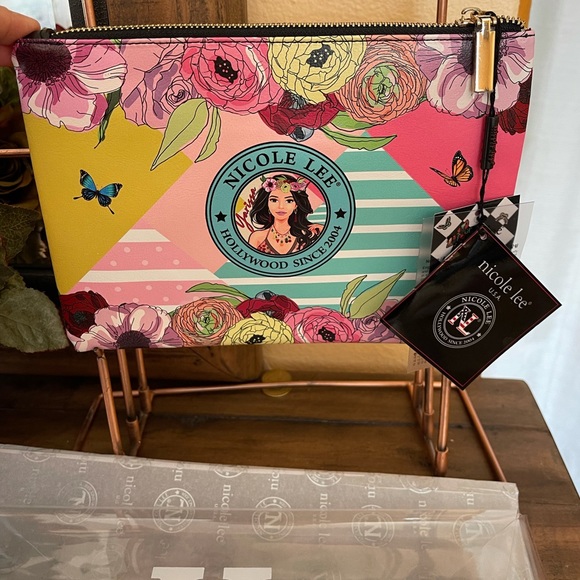 NWT Nicole Lee Makeup bag, wristlet wallet, purse, cosmetics multicolored bag - Picture 2 of 12